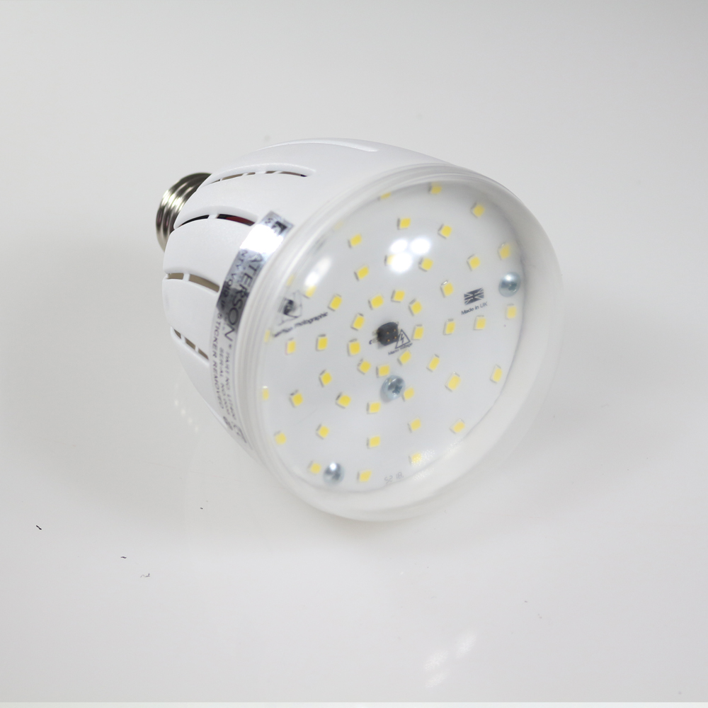 paterson-daylight-led-lampe-21w-dunkelkammerleuchte image 1
